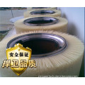 Spiral bristle brush around the outside of the external supply of spring around the spring brush nylon brush roller brush can be